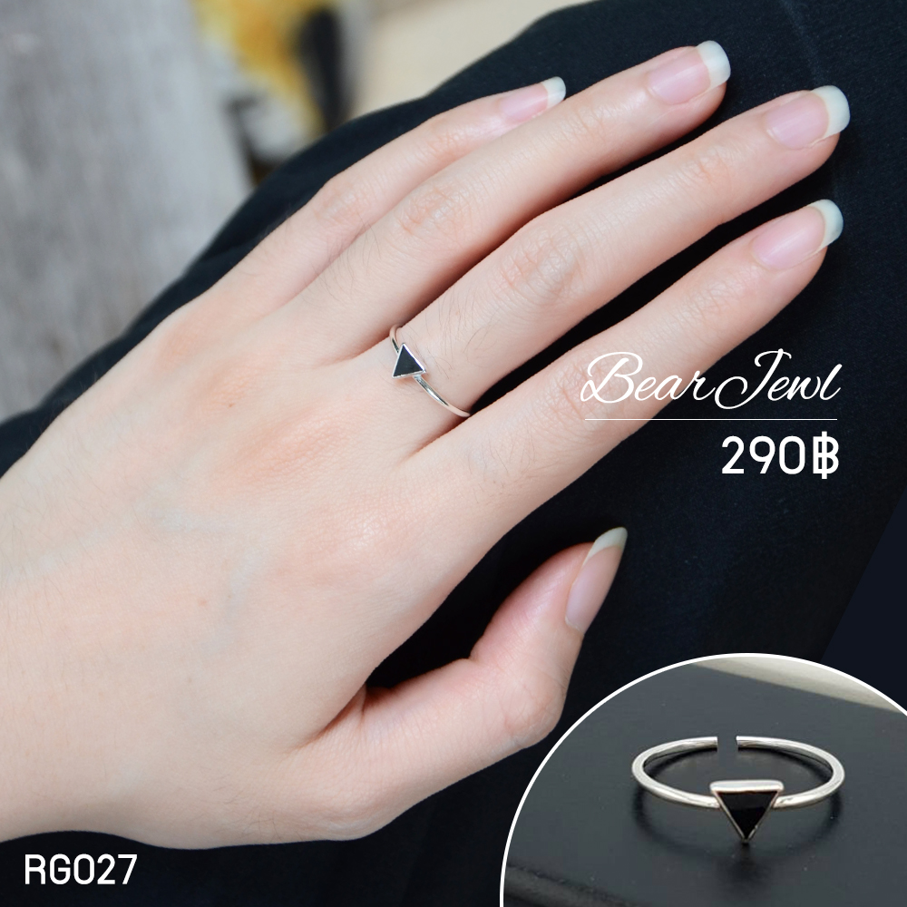 Black Triangle Silver Ring แหวนเงิน Bearjewl RG027 Black Triangle Silver Ring แหวนเงิน Bearjewl RG027